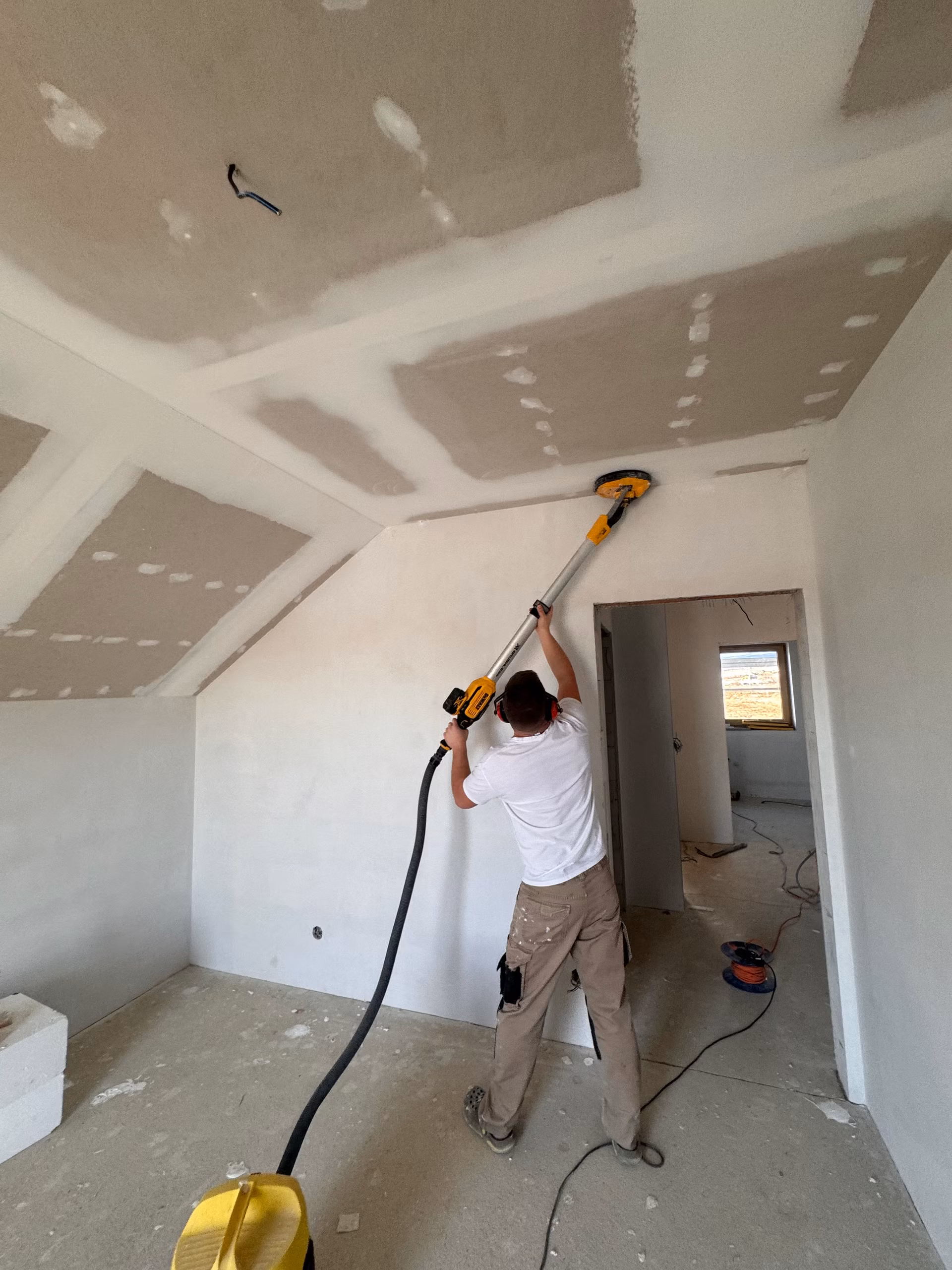 Sadrokartónové stropy a steny