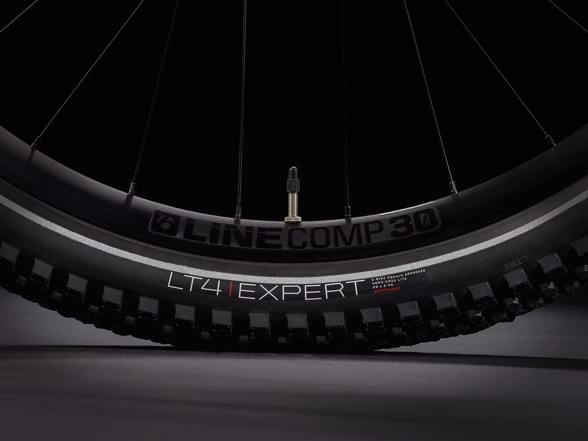 Powerfly FS 9 Equipped