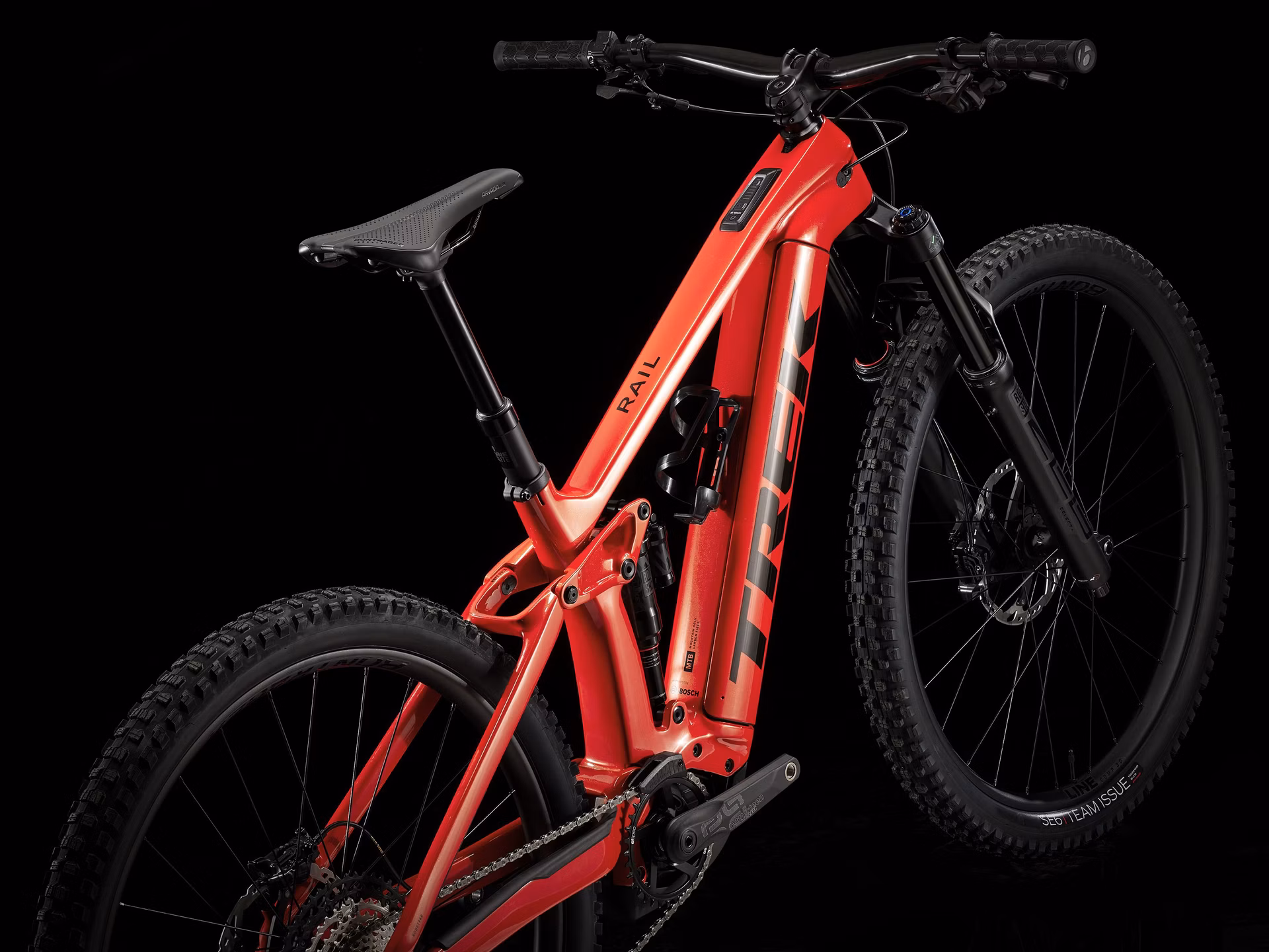 Rail 9.8 XT Gen 4