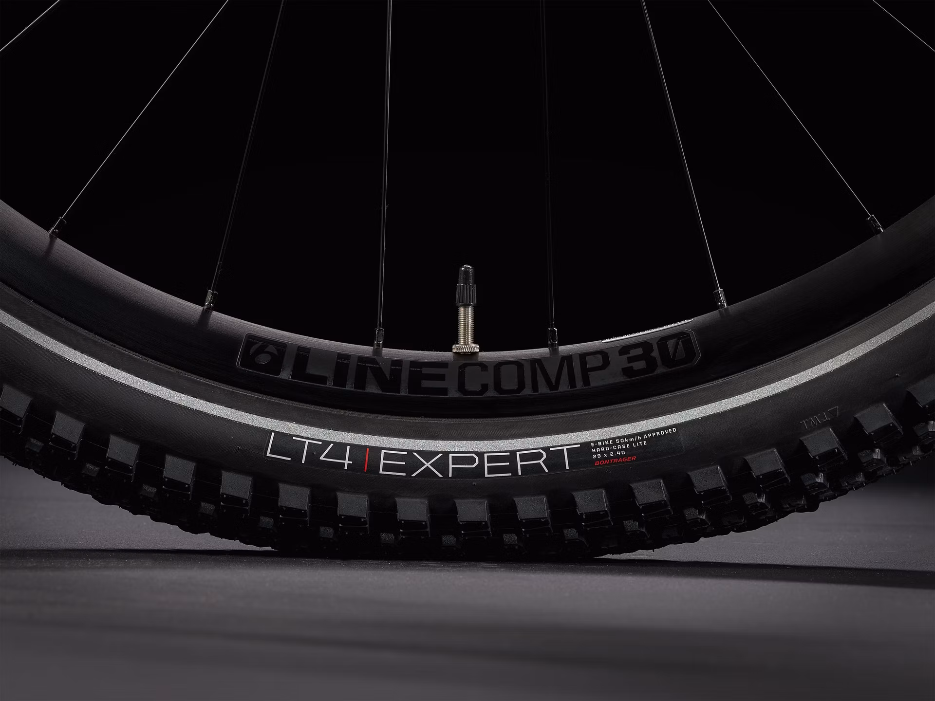 Powerfly FS 9 Equipped