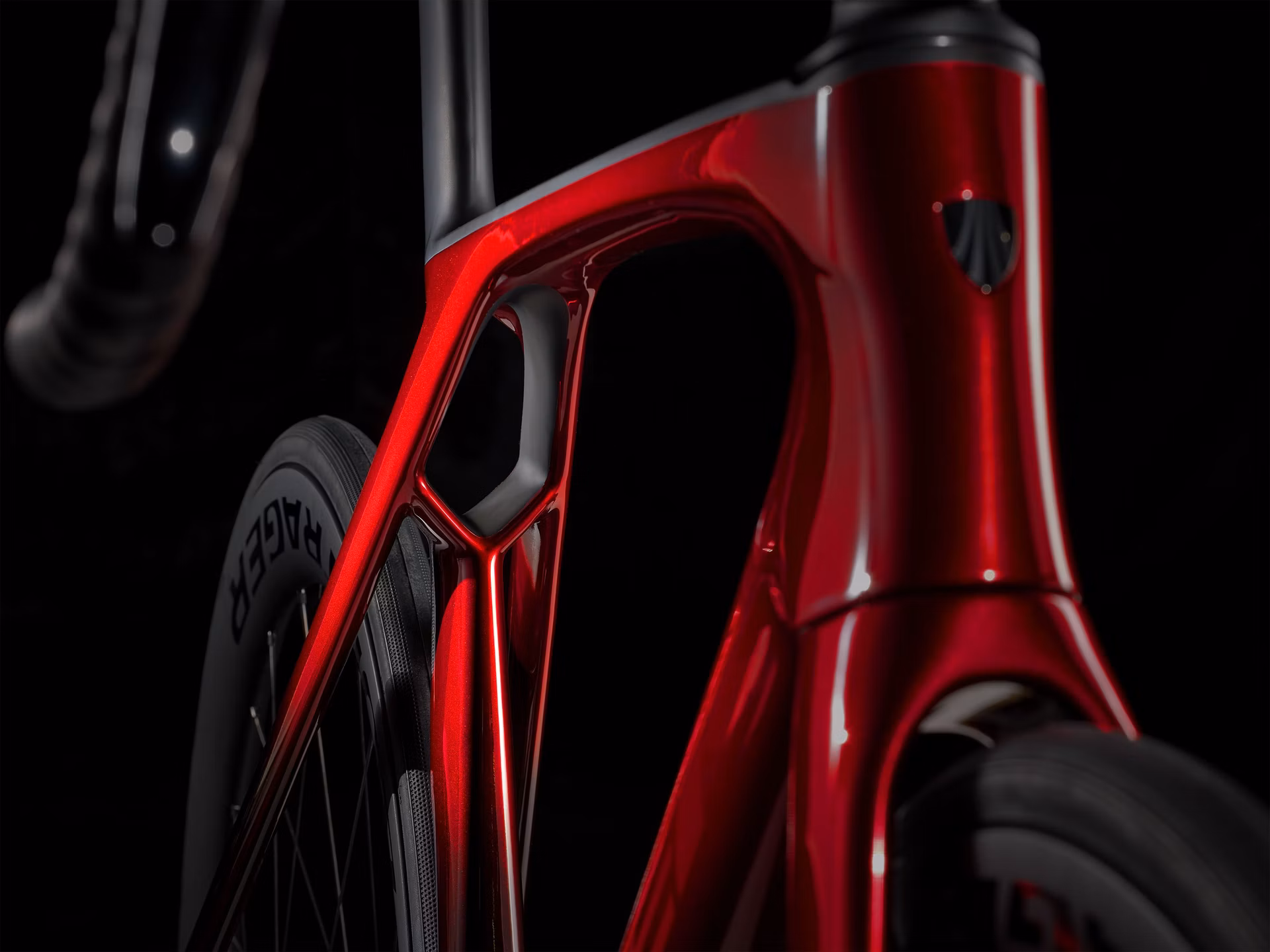 Madone SLR 6 AXS Gen 7