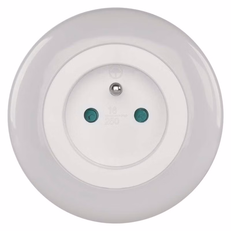 LED nočné svetlo P3320 s fotosenzorom do zásuvky