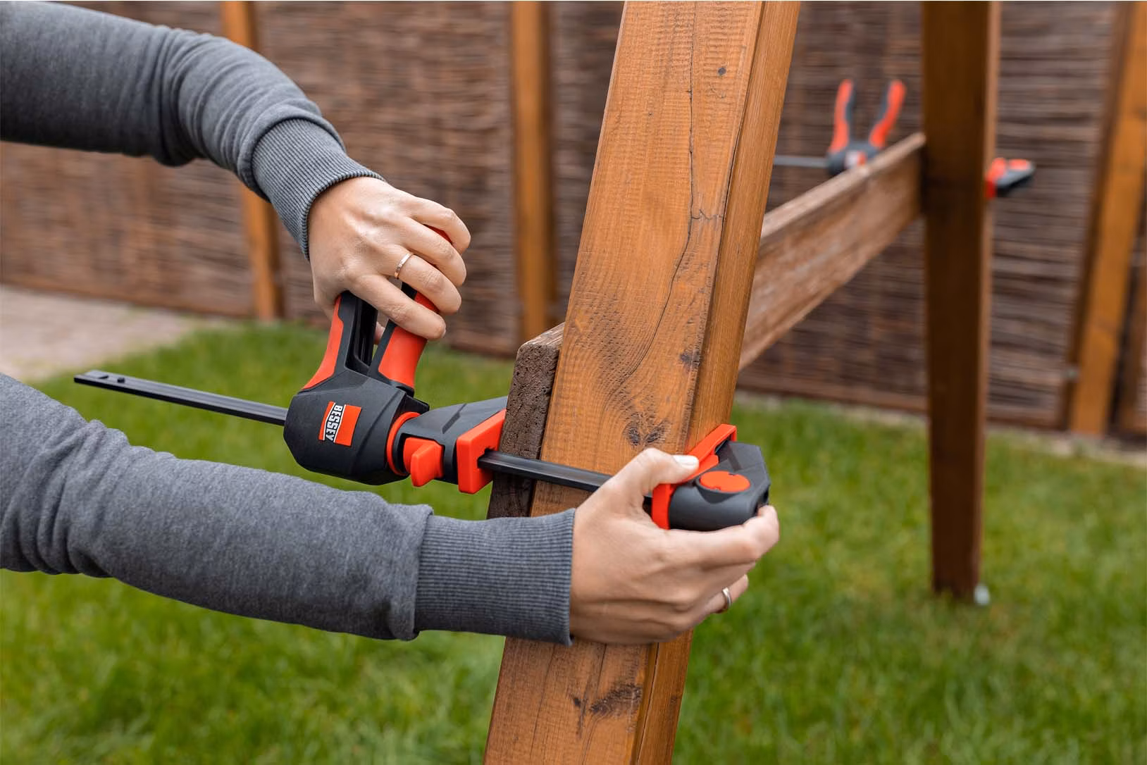 BESSEY - Jednoručná svorka s otočnou rukoväťou EZ360 600/80