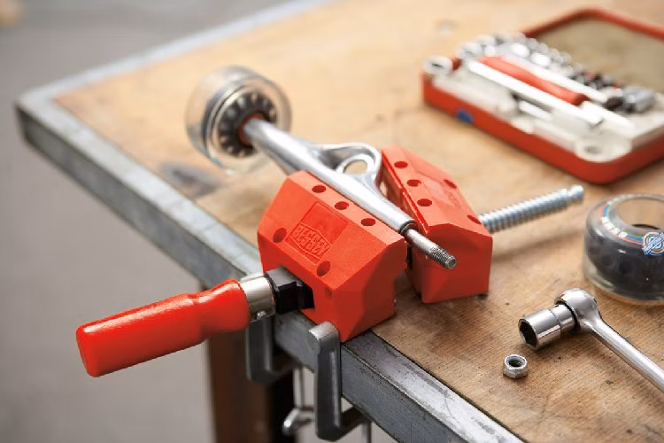 BESSEY - skrutkový zverák S10