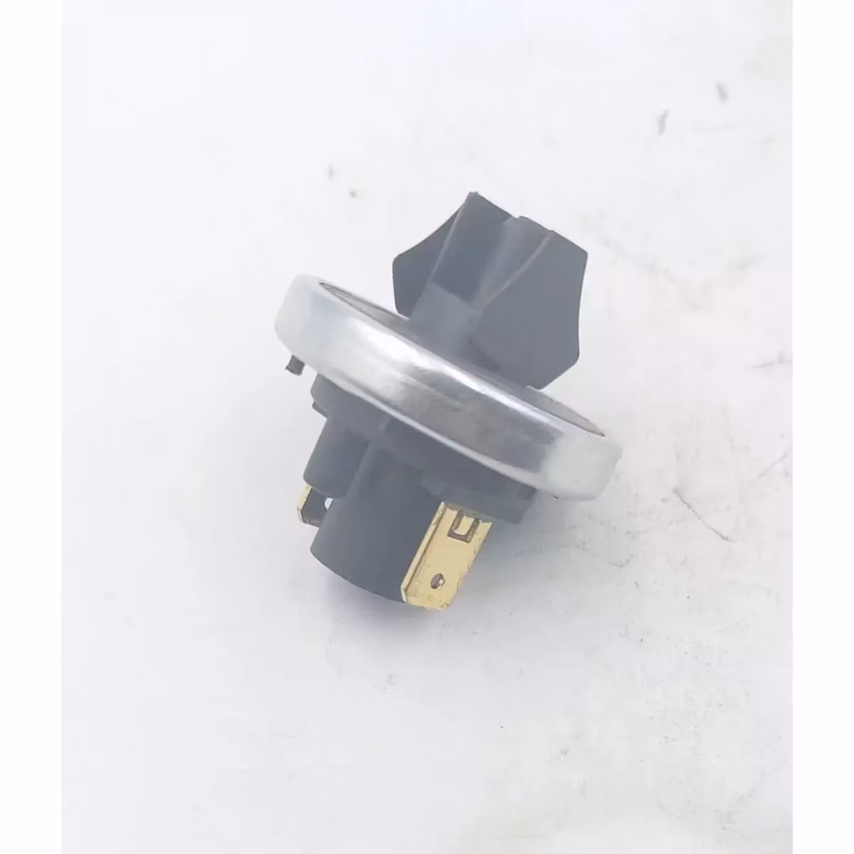 7063a5036ace73e3f70377f72963c332