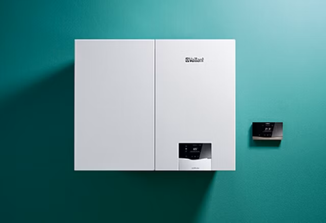 Vaillant ecoTEC plus  VUW 26 CS/1-5 IoniDetect, so závesným vrstvene dobíjaným zásobníkom VIH QL 75 B, zostava,  0010044848