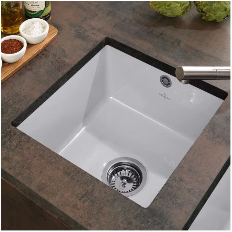 c074e304460297d1293144f6005ebed8