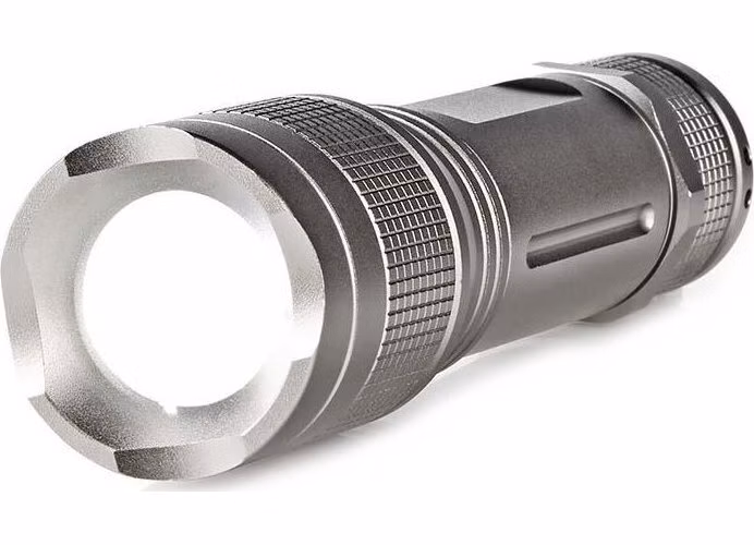 NEDIS LED svítilna/ napájení z baterie/ 4,5 V DC/ 5 W/ 330 lm/ dosah 200 m/ šedá