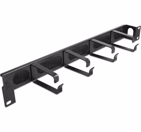 Delock 19” Vyvazovací panel s kartáčovým páskem pro správu kabelů, se 4 háčky a bočním kabelovým vstupem, 1U, černý