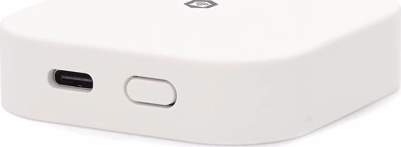 Nedis WIFIZBT10WT Brána SmartLife| Bluetooth® / Zigbee 3.0 | 50 Zařízení | Napájení z USB | Android™ / IOS | Bílá