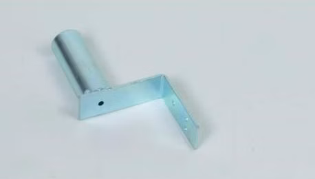 Držák antény na zeď mini, galvanický zinek, délka 8,5cm, výška 8,5cm