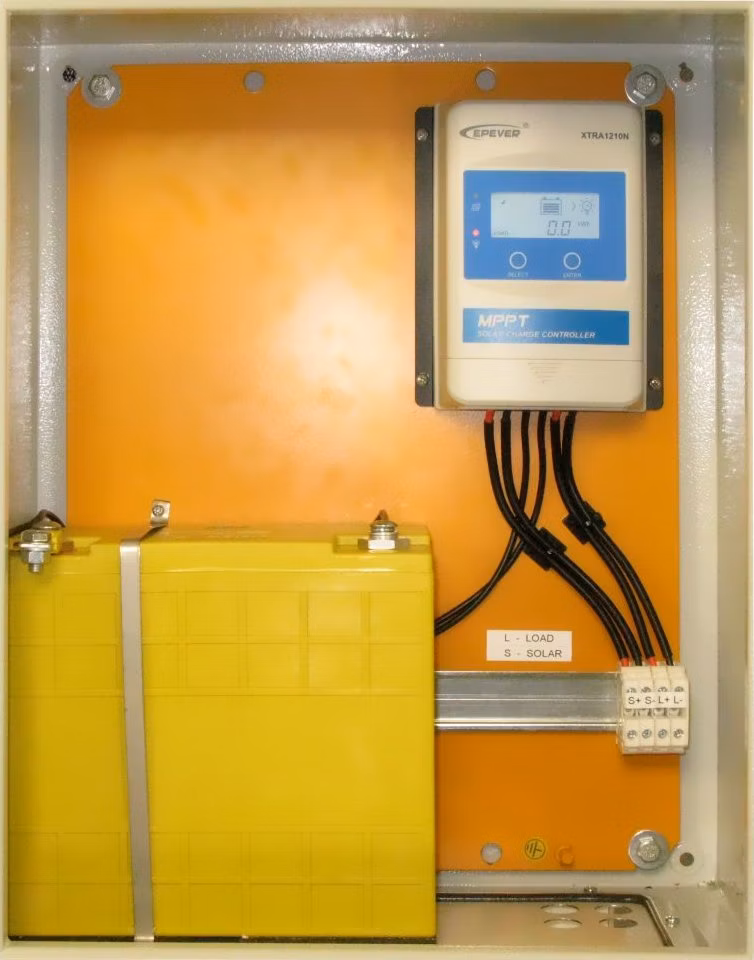 Solarmi Ostrovní napájení XtendLAN Offgrid 12V50LFP - osazený box