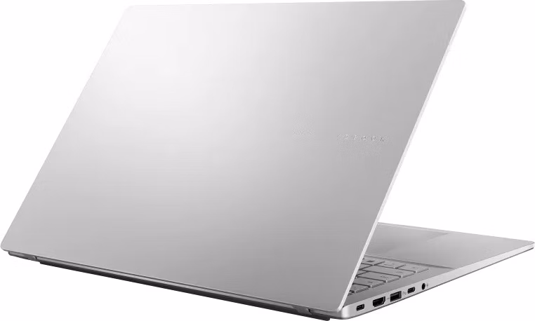 ASUS Vivobook S16/Ryzen AI 7 7445/16GB/512GB SSD/AMD UMA/16" WUXGA/Win11Home/Silver