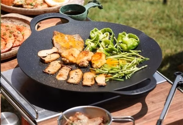 BUYDEEM Hliníková grilovacia nepriľnavá panvica 36 cm, model CP101, farba čierna