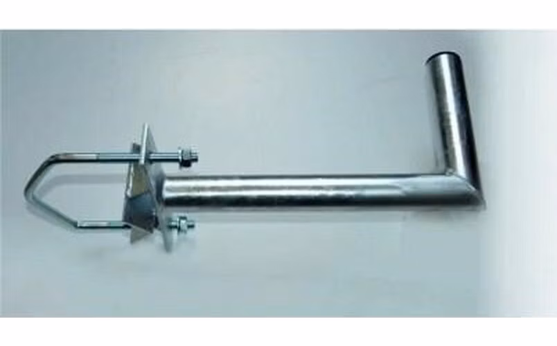 Držák antény na stožár do průměru 150mm s vinklem, žárový zinek, délka 35cm
