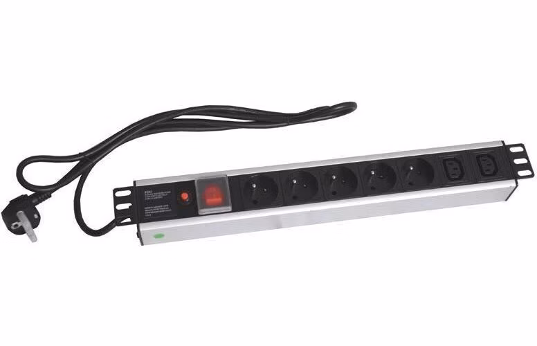 19" rozvodný panel XtendLan 5x230V, 2xIEC320-C13, ČSN, vypínač, indikátor napětí, nadproudová ochrana, kabel 1,8m, 1,5U