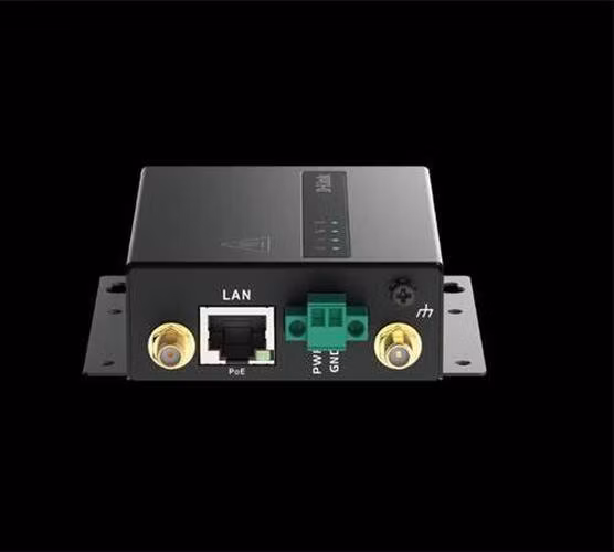 D-Link DWM-311-GP 5G Industrial VPN PoE Modem? Router