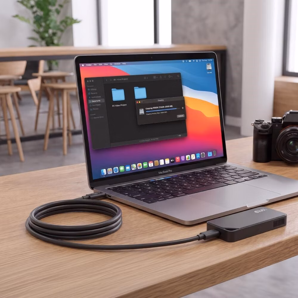 Club3D Externí box pro M.2 NVMe SSD s ventilátorem, USB4 40Gbps