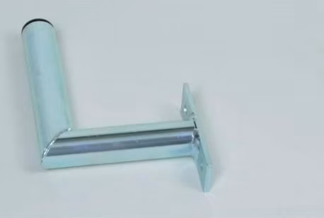 Držák antény na zeď, galvanický zinek, délka 15cm, výška 20cm