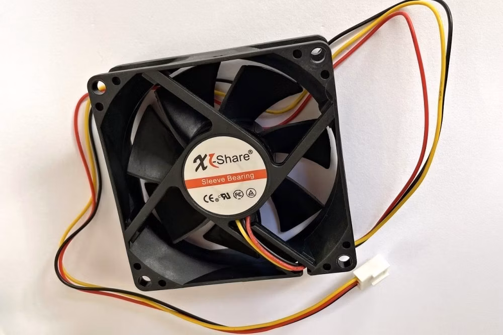 EUROCASE ventilátor 80mm, 12V (3pin)