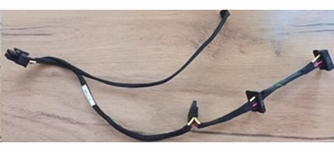 HP SATA napájecí kabel pro HP Pro 400 G9 SFF/TWR SATA Non RF
