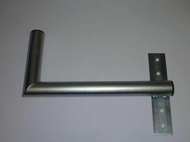 Anténny držiak na okno 30cm pravý, priemer 42mm