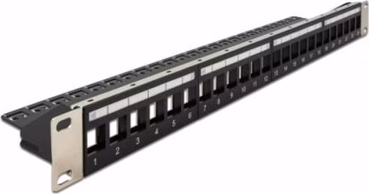 Delock 19” Keystone Patch Panel 24 Portů naklápěcích černý