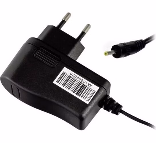 TRX Akyga nabíječka pro tablety 220V/ 5V/ 2A/ 2.5 x 0.7 mm/ neoriginální