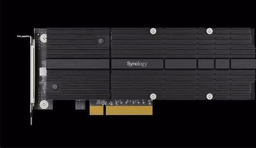 Synology™ Karta adaptéru dual M.2 SSD