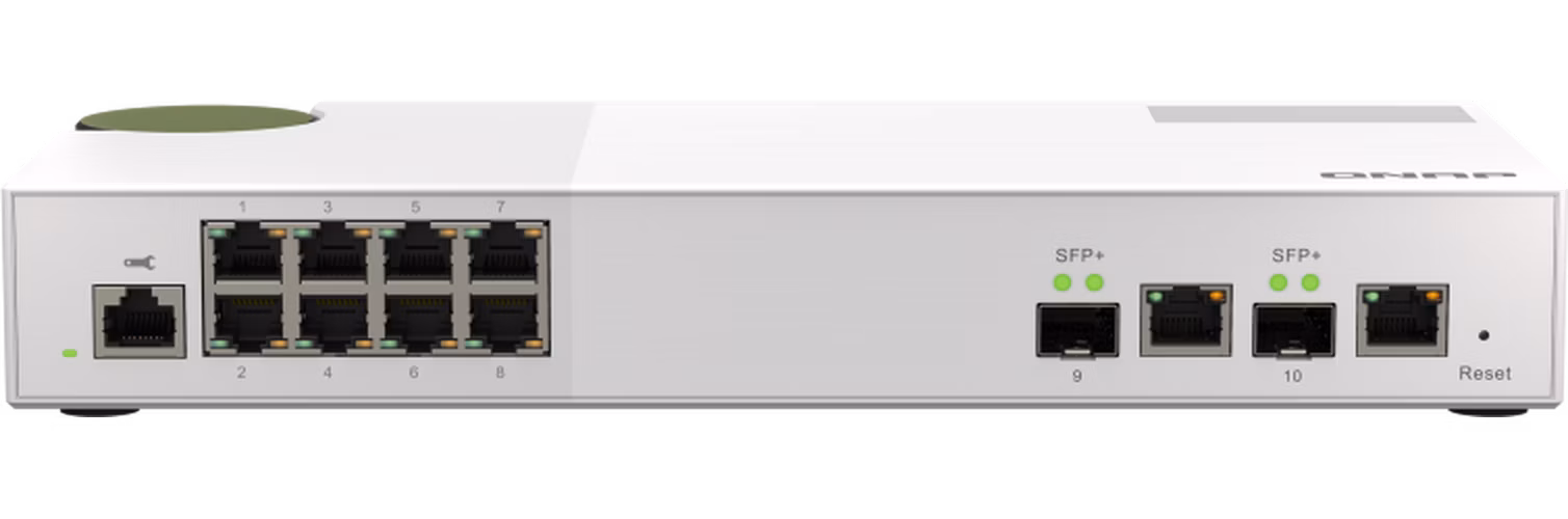 QNAP řízený switch QSW-M2108-2C (8x 2,5GbE RJ45 a 2x kombinované 10GbE SFP+ / RJ-45)
