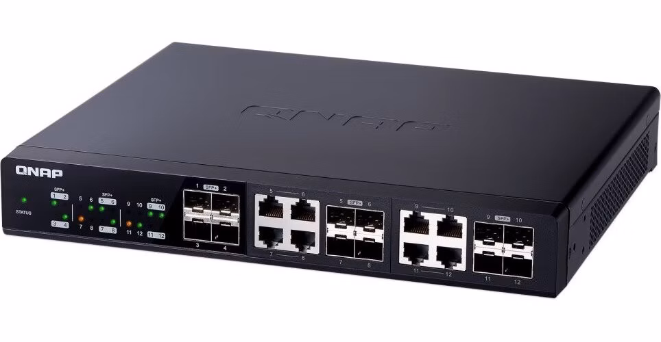 QNAP QSW-1208-8C 10G switch, 12x 10G port SFP+ (4x SFP+ a 8x kombinované SFP+ / RJ-45)