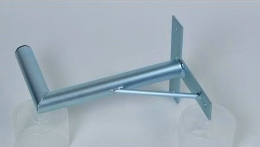 Držák antény na zeď, tvar T se vzpěrou, galvanický zinek, délka 35cm