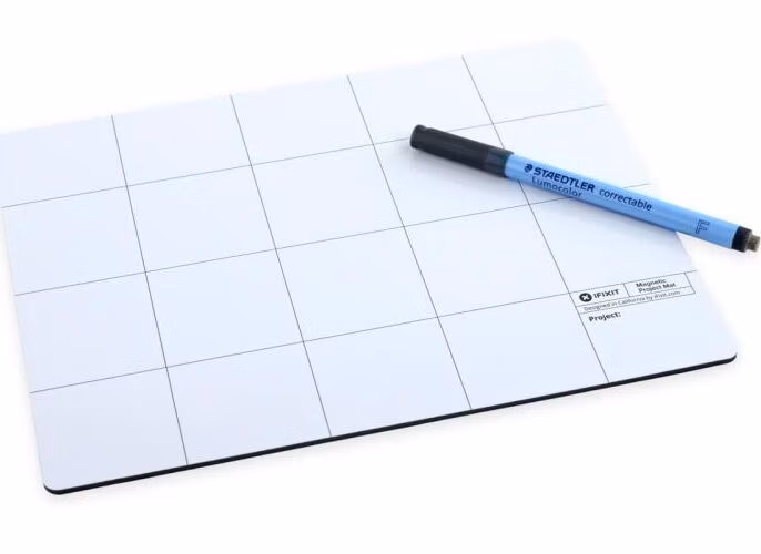 iFixit Magnetic Project Mat Pro, 203.2 x 2.7 x 254 mm, magnetická podložka