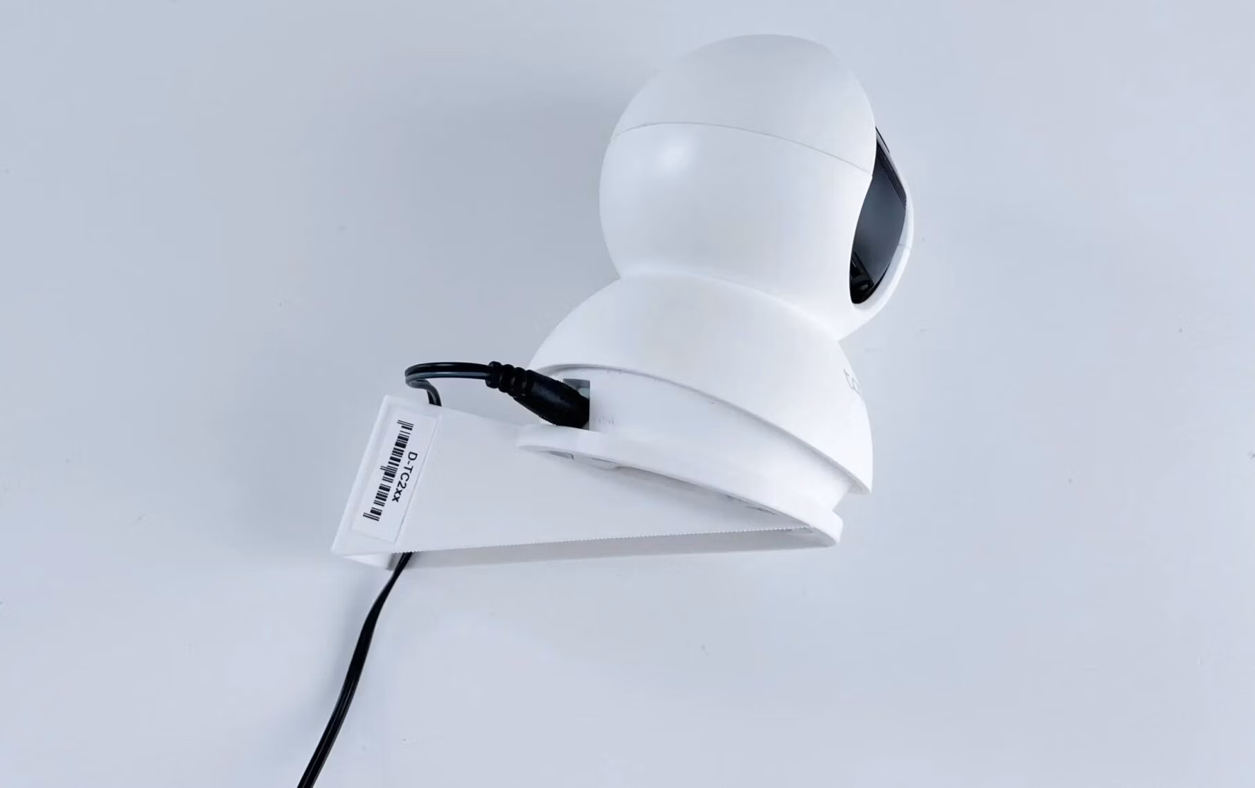 TP-Link D-TC2xx Držák na stěnu pro Tapo C200, C200C, C210, C220, C230 bílý