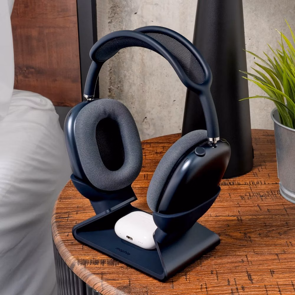 AirPods Max Charging Stand USBC WRLS FG INTL
