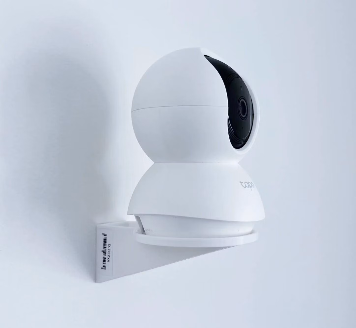 TP-Link D-TC2xx Držák na stěnu pro Tapo C200, C200C, C210, C220, C230 bílý