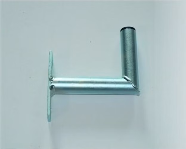 Držák antény na zeď, galvanický zinek, délka 15cm