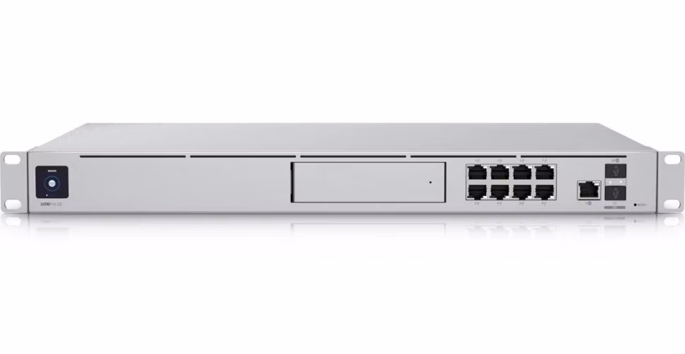 Ubiquiti UniFi Dream Machine SE - Router, Full UniFi OS, IPS/IDS, 8x GbE, 1x 2.5GbE, 2x SFP+, 8x PoE+ - Výprodej