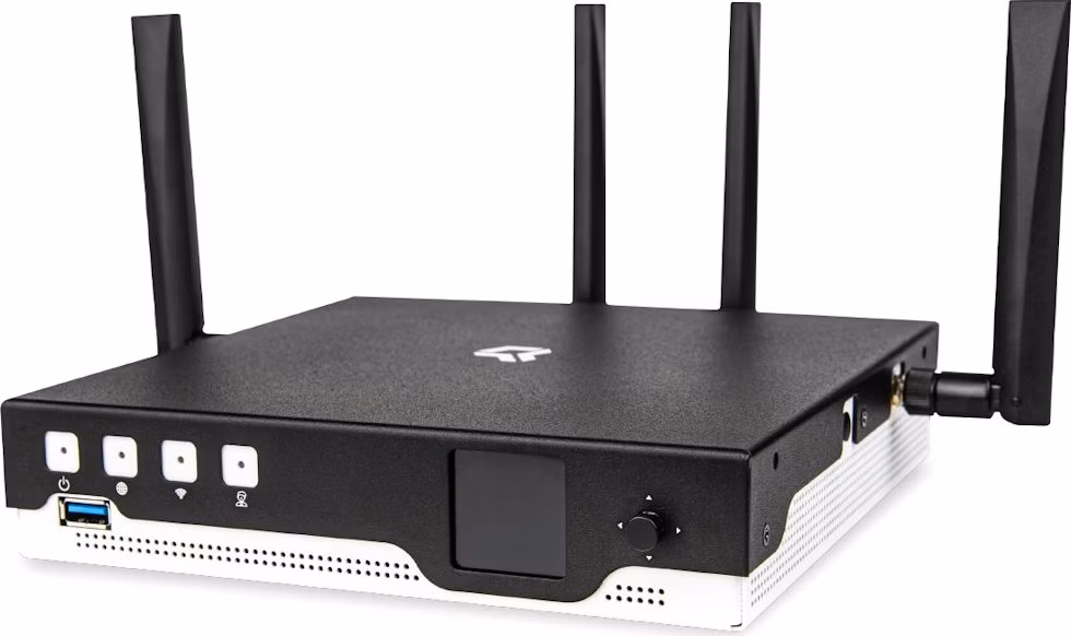 Turris Omnia NG, 4x 2,5 GbE, 1x WAN SFP+, USB 3.0, slot M.2, 2.4GHz Wi-Fi 6, 5GHz Wi-Fi 7