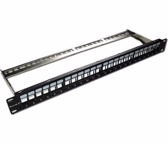 XtendLan Patch panel 19", 24 portů, neosazený, stíněný, černý, Cat5e/6/6A/7,odnimatelný vyvazovák