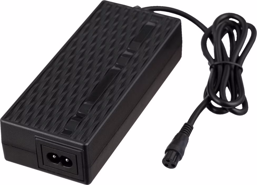 TRX Napájecí zdroj Akyga AK-EV-05 54.6V / 2.0A 110W Mini XLR Female