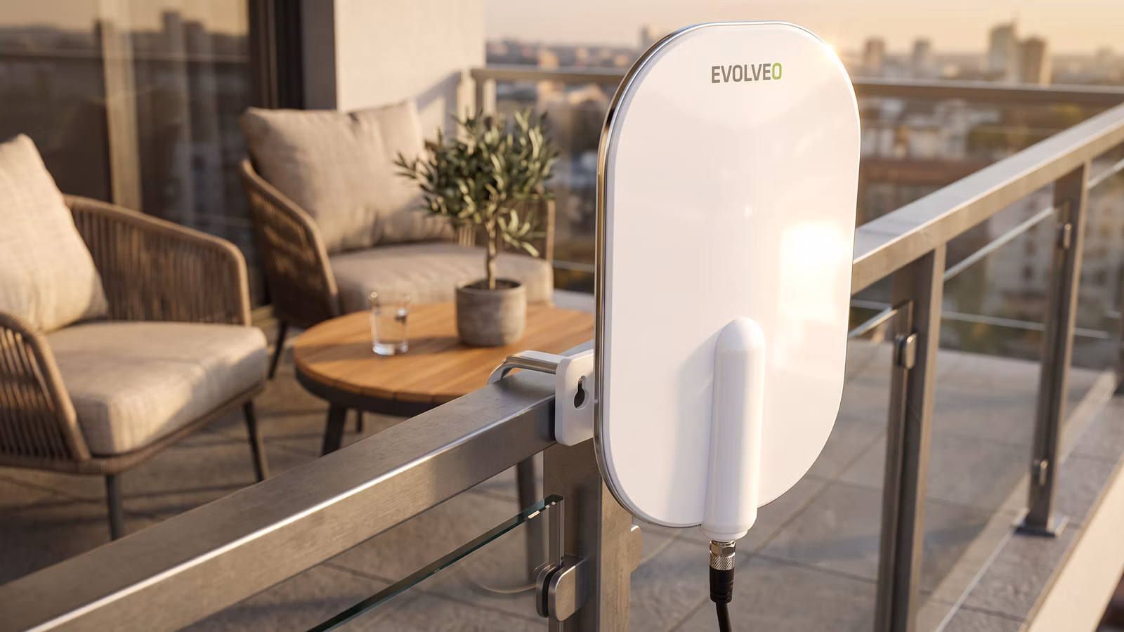 EVOLVEO HDO 2, aktivní venkovní DVB-T2 anténa, filtr LTE/4G/5G