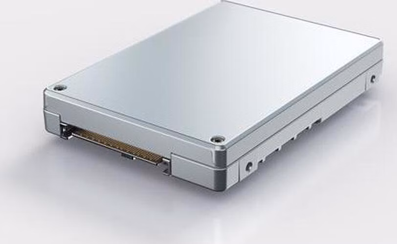 Solidigm D7-P5520 Plus Series (1.92TB, 2.5" PCIe 4.0 x4, 3D4, TLC)