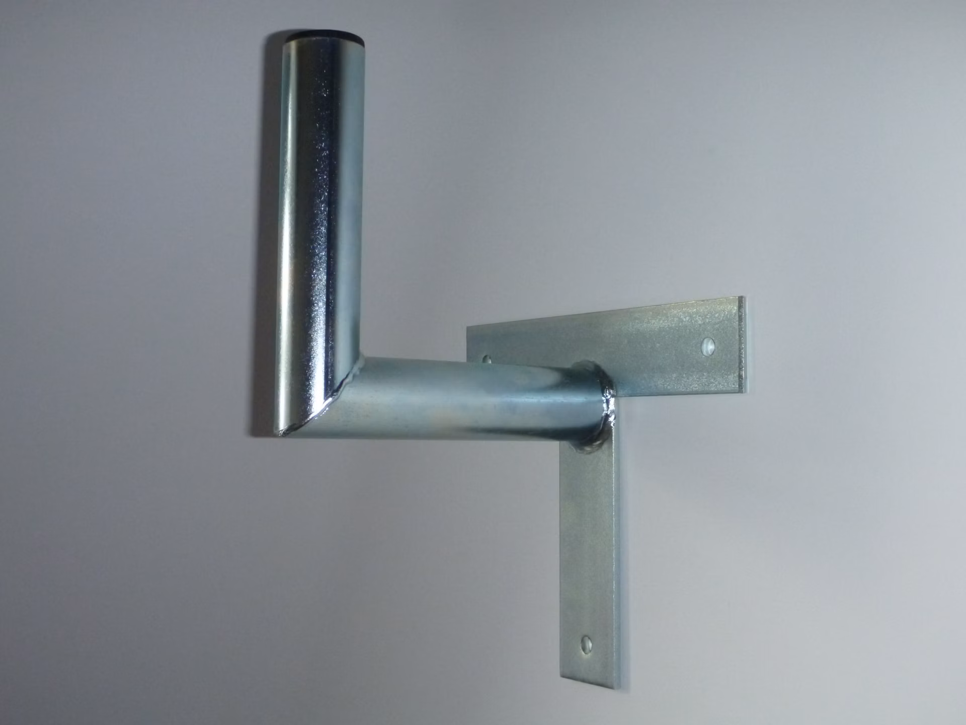 Anténny držiak 20cm T (p.4,2 cm)