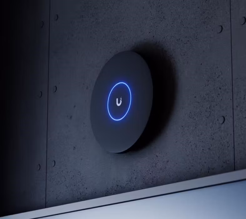 UBNT UniFi U7-Pro-XGS, bez PoE adaptéru, černá-rozbaleno