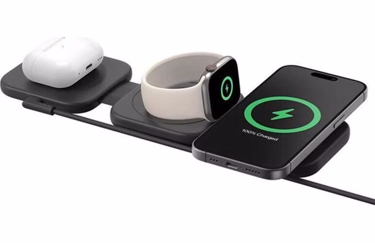 Belkin Boost Charge Pro 3-in-1 Magnetic Wireless Charging Travel Pad with Qi2 15W - Black