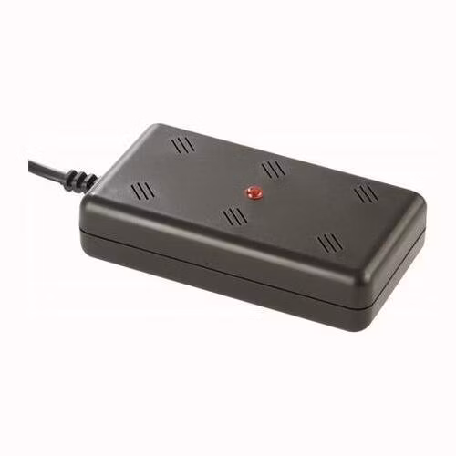 ISOTRONIC 90151 - Odpuzovač Kun 12 - 23 kHz Interiér