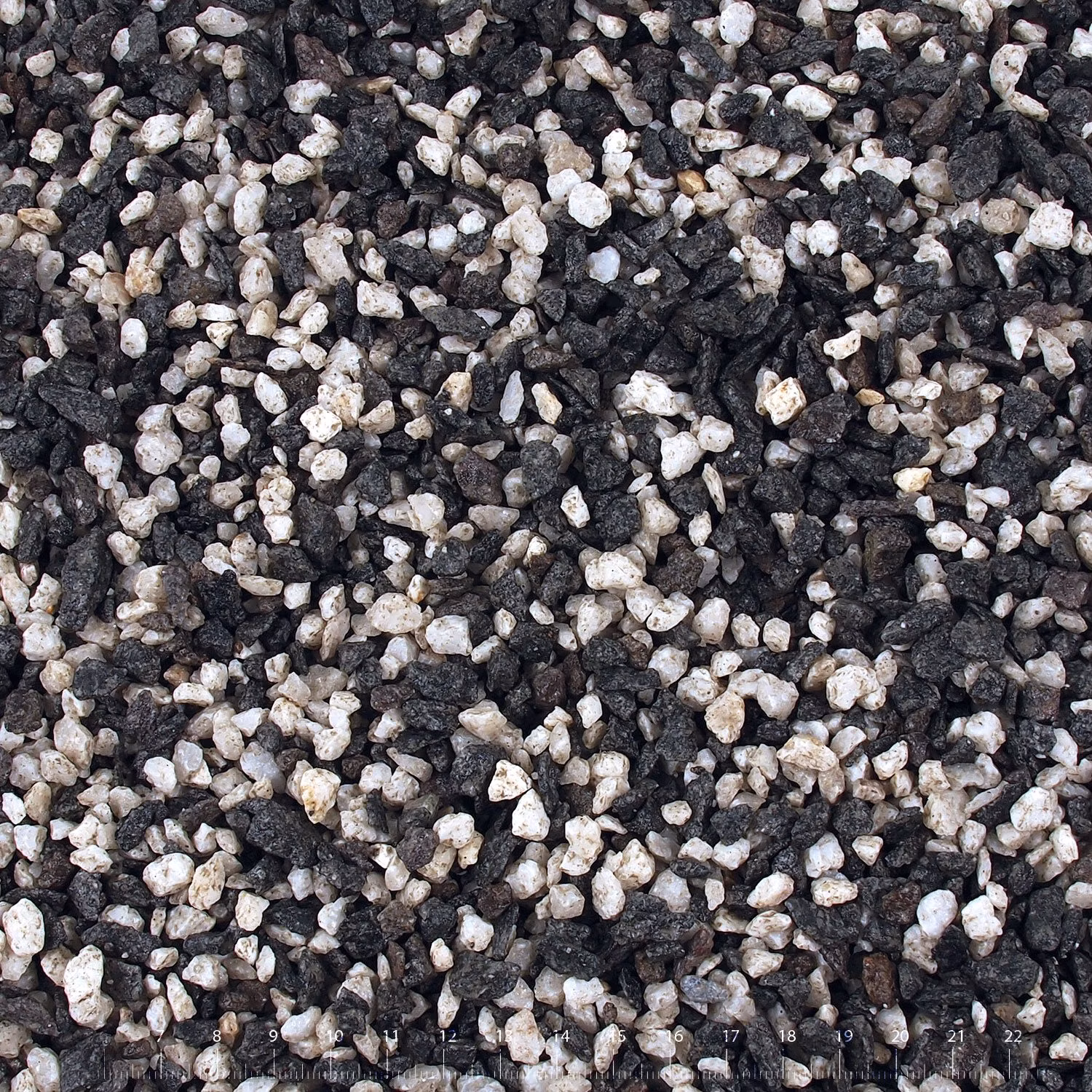 Drť Aqua Excellent čierna biela 4-8 mm 3kg