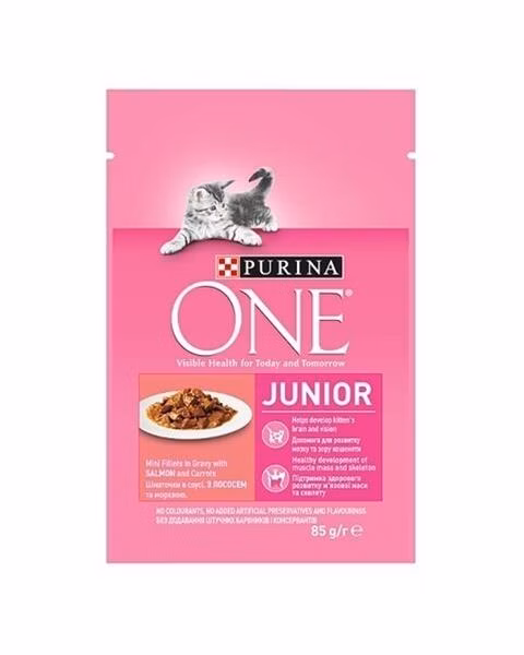 Nestlé PURINA ONE cat Junior mini filetky s lososom a mrkvou v šťave 26x85g