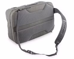 Možnosť spojenia bedrového popruhu a ramenného popruhu a vytvorenie tašky cez rameno. 